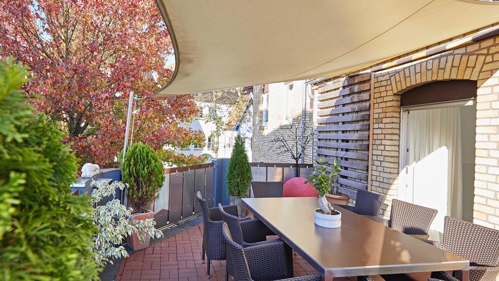 Hotel Zur Wartburg Rheda-Wiedenbrueck Bagian luar foto